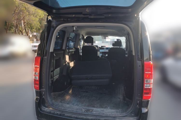 Used JAC Refine M3 2022 1.8L 7-seat Standard Edition
