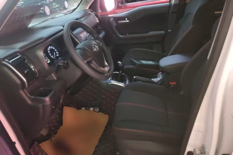 Used CHANGAN OSHAN X70A 2018 1.5L Manual Standard Edition