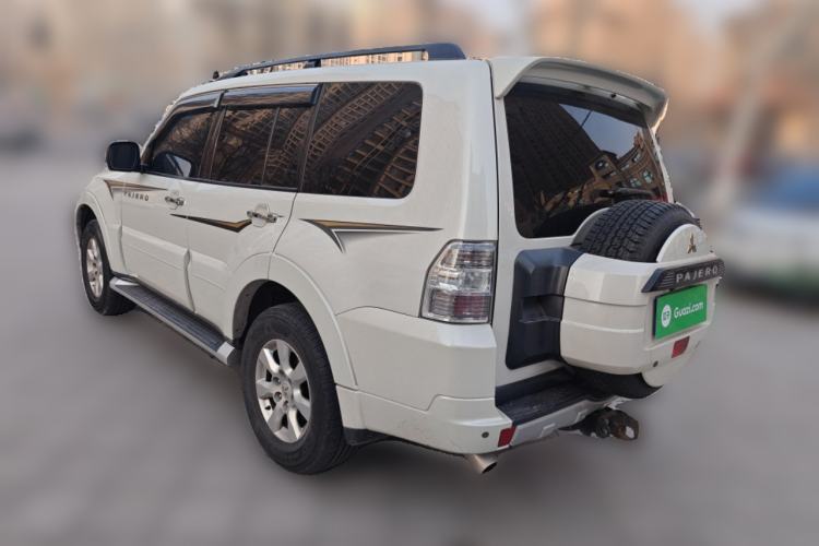 Used Mitsubishi Pajero 2014 3.0L Elite Edition Rear Left 45 Deg