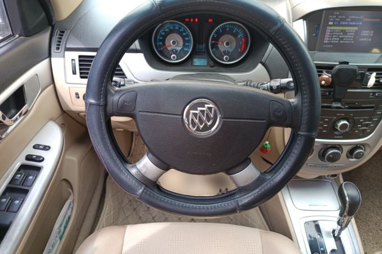 Used Buick Excelle 2013 1.5L Automatic Classic Model
