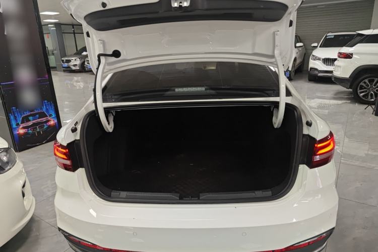 Used Volkswagen Lavida 2023 1.5L Automatic 5 Million Edition