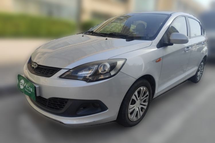 Used Chery Fengyun 2 2013 Hatchback 1.5L Manual Ruiyi Edition
