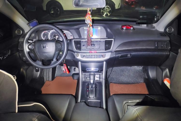 Used Honda Accord 2015 2.0L LX Comfort Edition
