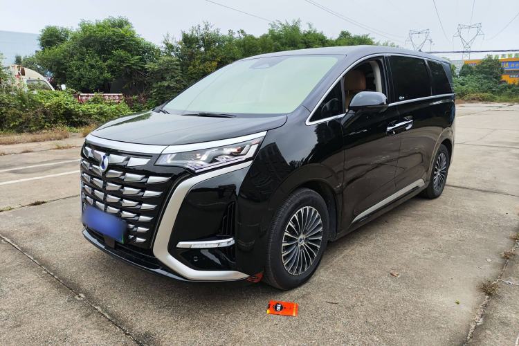 Used Denza D9 2022 DM-i 1040 Prestige Model