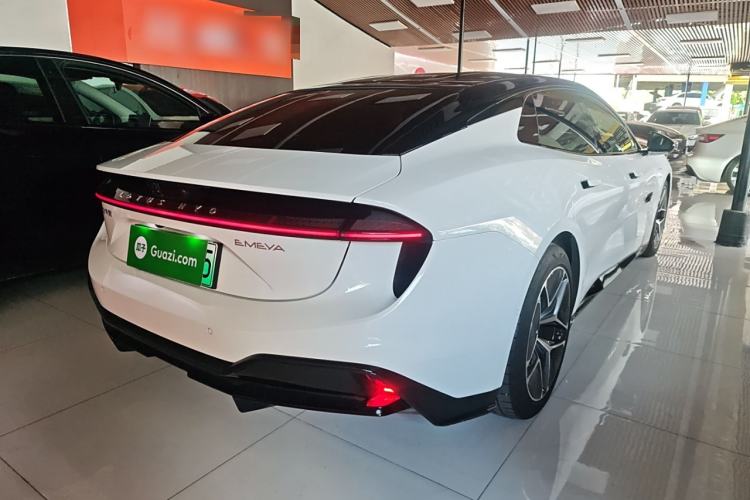 Used Lotus EMEYA 2024 EMEYA L+
