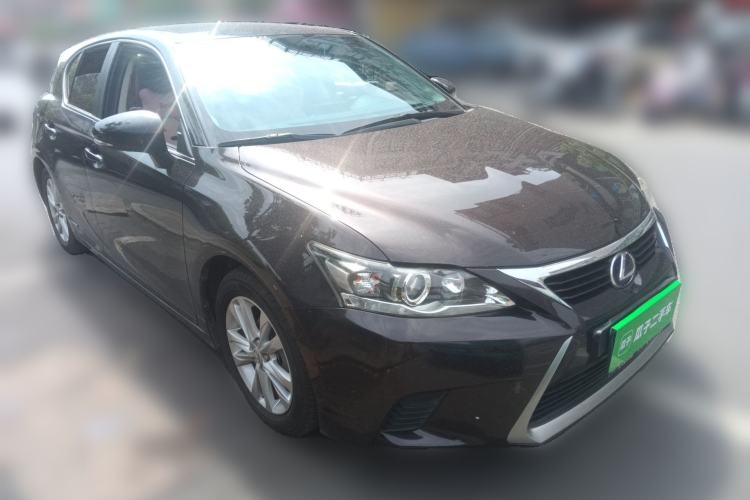 Used Lexus CT 2014 CT200h Elite Edition Monochrome Front Right 45 Deg