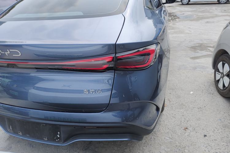 Used BYD Seal 06 New Energy 2024 DM-i 80KM Luxury Model Right Rear Taillight