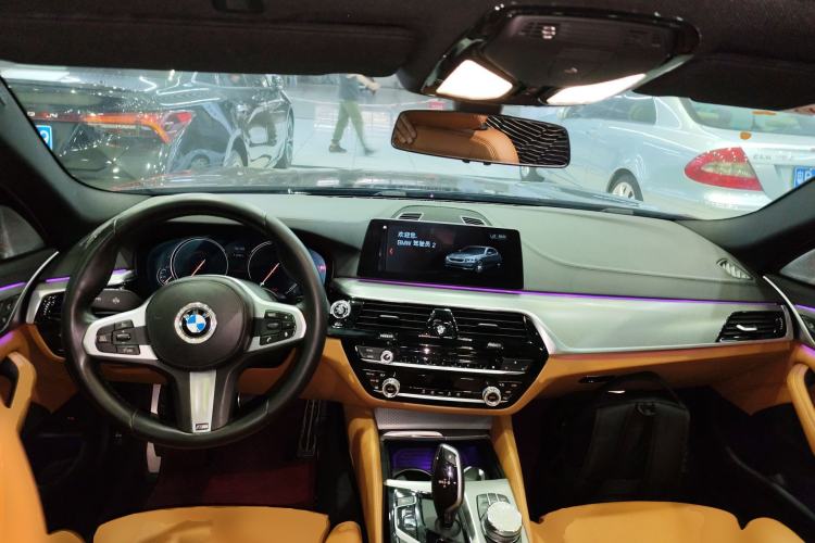 Used BMW 5 Series (Import) 2018 525i M Sport Package