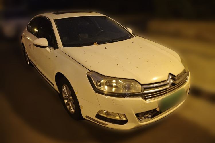 Used Citroen C5 2013 2.0L Automatic Luxury Model Front Right 45 Deg