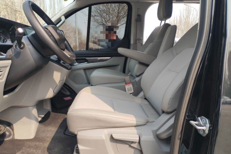 Used Ford Transit 2023 2.0T Gasoline Automatic Business & Travel Model Mid-axle Low-roof Design 7/8/9-Seater