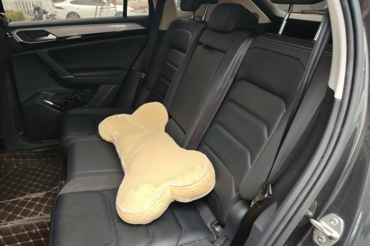 Used Volkswagen Tayron 2021 280TSI Two-Wheel Drive Luxury Smart Connectivity Version Left Rear Seat