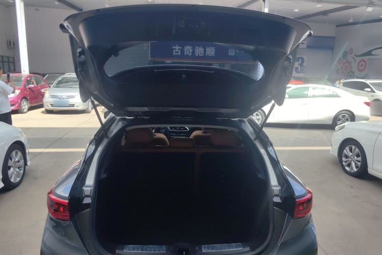 Used Infiniti QX30 2017 1.6T Two-Wheel-Drive Sport Edition