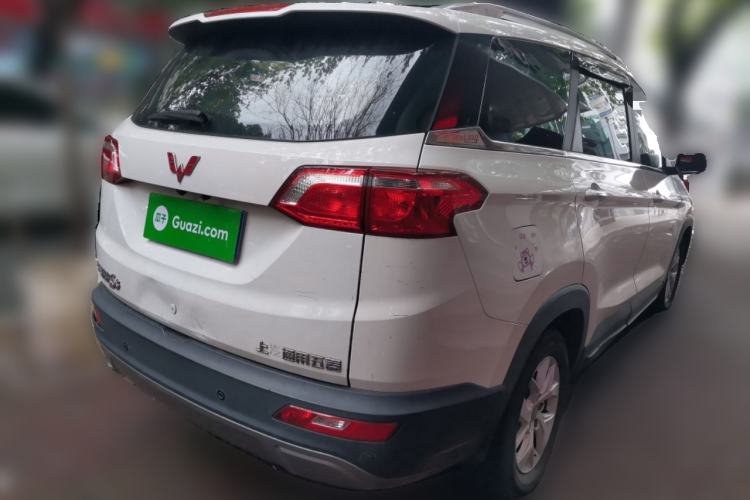 Used Wuling Hongguang S3 2018 1.5T Manual Luxury Model China V Standard
