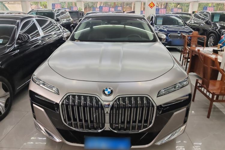 Used BMW 7 Series 2023 740Li Leading Model M Sport Package Front