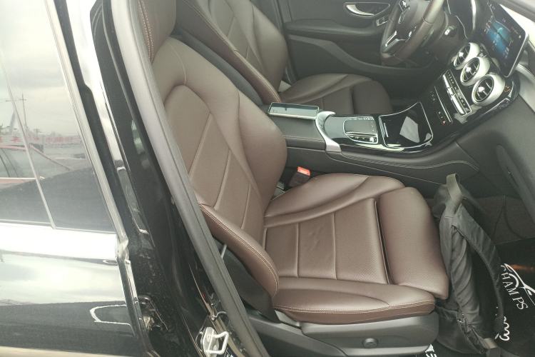 Used Mercedes-Benz GLC 2022 GLC 260 L 4MATIC Dynamic Edition Right Front Seat