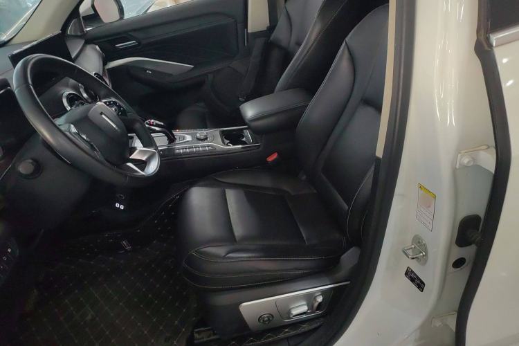 Used Wey VV6 2021 2.0T Two-Wheel Drive Smart Protection+