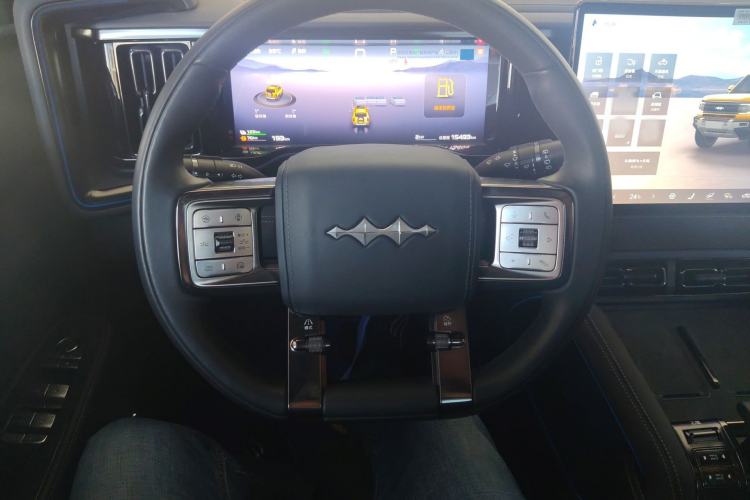 Used Formula Leopard 5 2023 Cloud Ride Flagship Edition