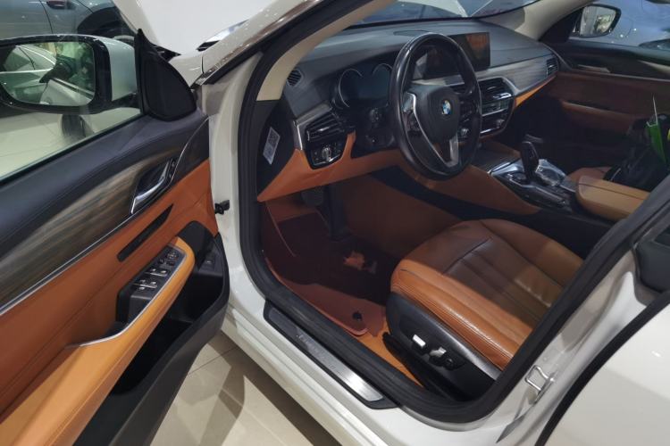 Used BMW 6 Series GT 2018 630i Luxury Design Package
