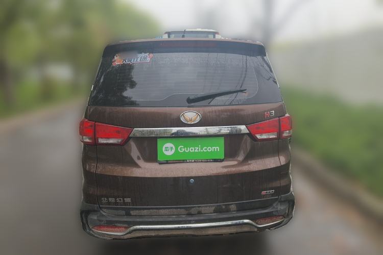 Used HYOSOW H3 2015 1.5L manual luxury version Rear