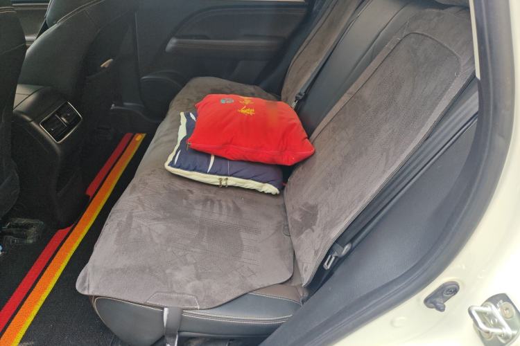 Used GAC Trumpchi GS5 2019 235T Automatic Elite Edition Left Rear Seat