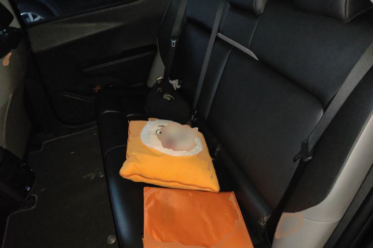 Used Toyota bZ3 2023 517 km Elite PRO Left Rear Seat