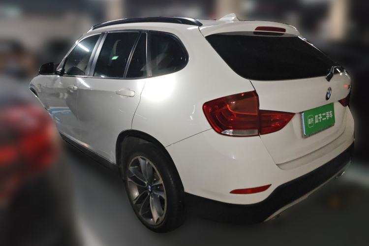 Used BMW X1 2015 sDrive18i Leading Edition Rear Left 45 Deg