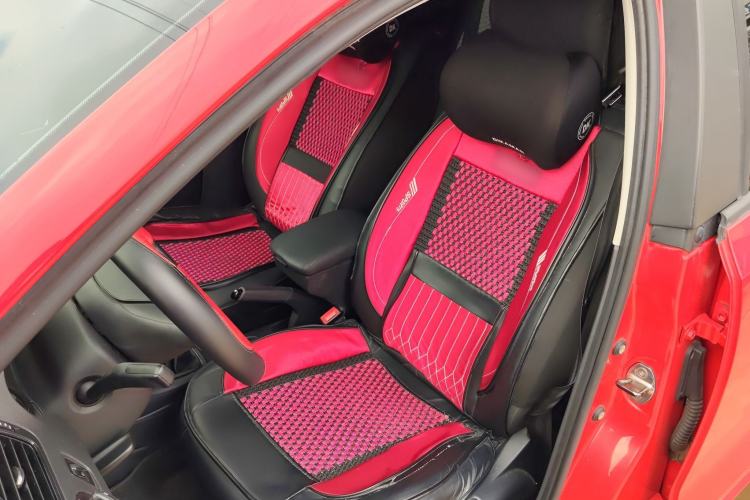 Used Volkswagen Polo 2016 1.4L Manual Fashion Model