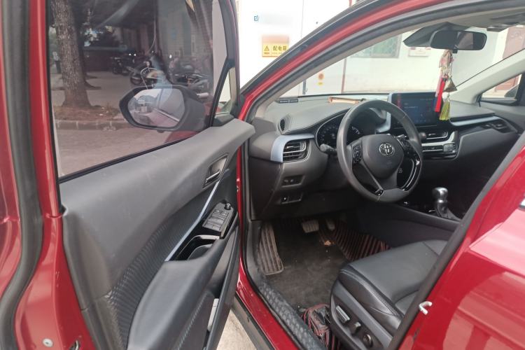 Used Toyota IZOA 2021 Dual-Motor 2.0L Yichi Edition Driver Seat