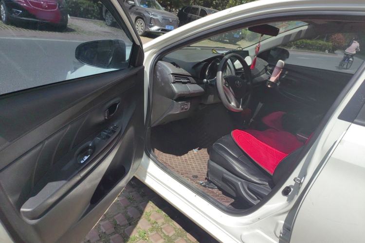 Used Toyota Vios 2014 1.5L Automatic ZhiZhen Edition Driver Seat