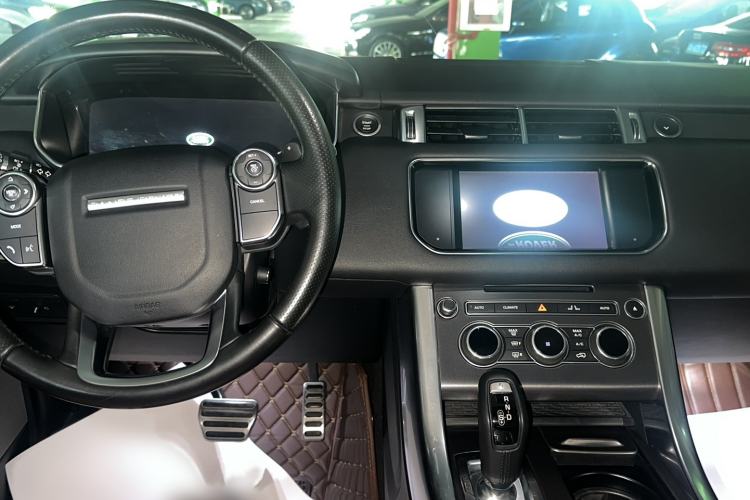 Used Land Rover Range Sport 2016 3.0 SC V6 HSE DYNAMIC Interior 4