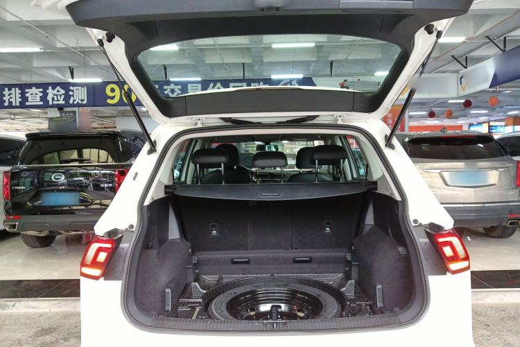 Used Volkswagen Tiguan L 2018 330TSI Automatic Two-Wheel Drive Comfort Edition