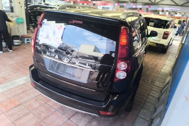 Used Haval H5 Classic 2013 ZhiZun Edition Green Silence 2.0T Manual 4x4 Progressive Model
