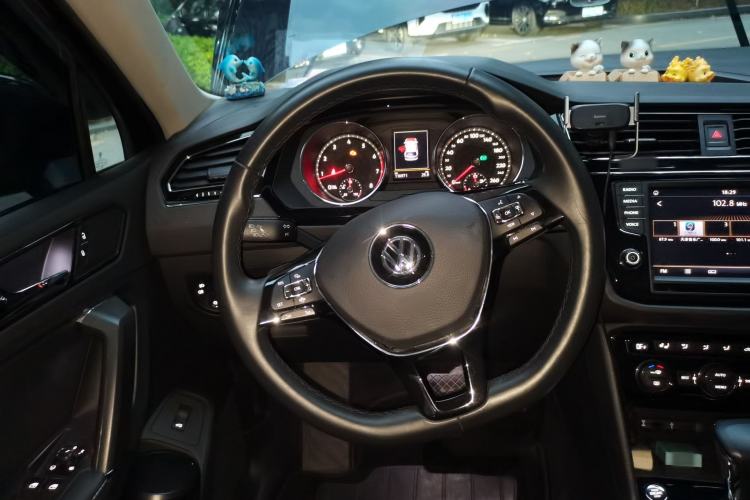 Used Volkswagen Tiguan L 2018 Revised 330TSI Automatic Two-Wheel Drive Flagship Edition
