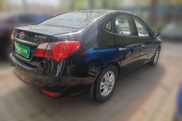 Used Hyundai Celesta 2011 1.6L Manual Luxury Model Rear Right 45 Deg