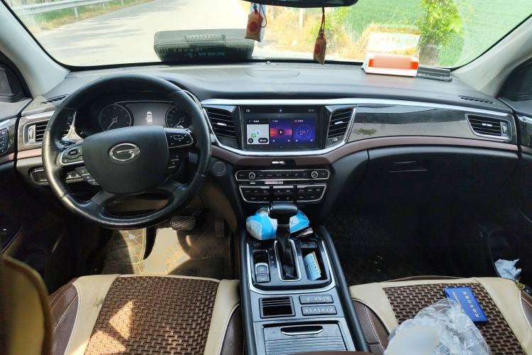 Used GAC Trumpchi GS8 2017 320T Two-Wheel Drive Luxury Smart Connectivity Version (7 Seats)
