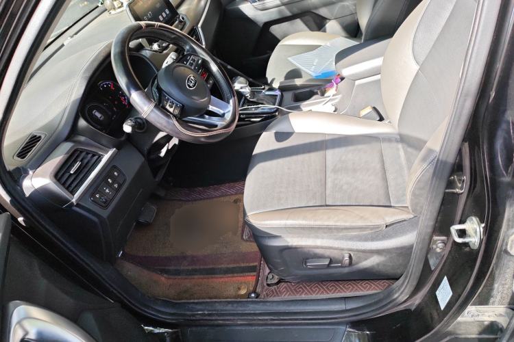 Used Kia Sportage R 2018 2.0L Automatic Smart Luxury Version China V Standard Left Front Seat