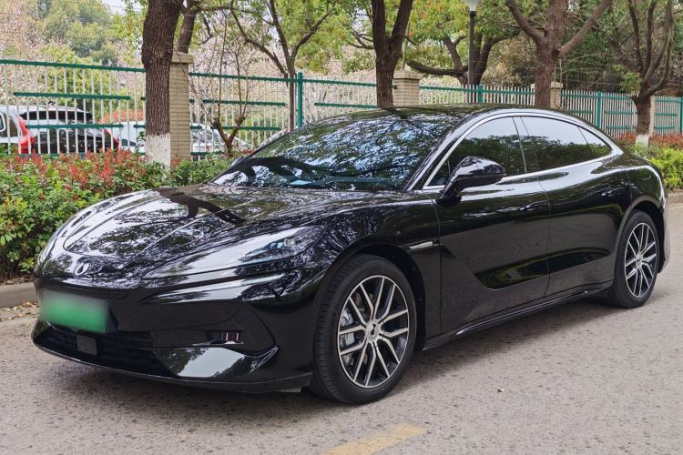 Used Denza Z9 2024 1100 km Four-Wheel Drive Max Version