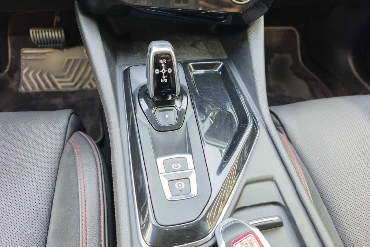 Used Lynk & Co 02 2018 1.5T DCT Two-Wheel Drive Pro Version China V Emission Standard