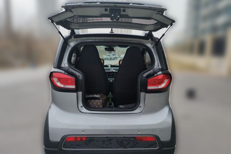 Used Baojun E100 2020 305KM Smart Drive Version Trunk