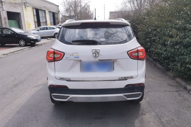 Used Baojun 510 2017 1.5L Manual Fashion Model