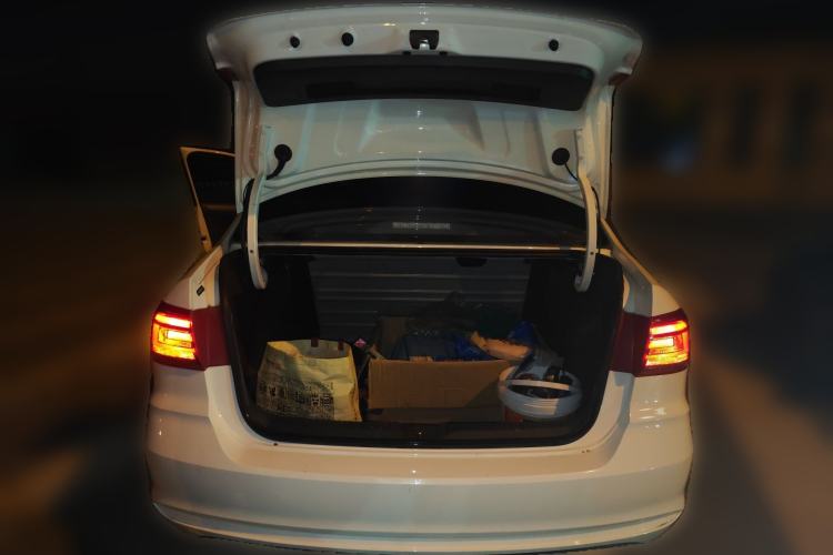 Used Volkswagen Santana 2016 1.6L Automatic Fashion Edition