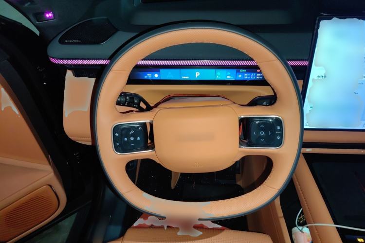 Used Lynk & Co 900 2025 2.0T Ultra
