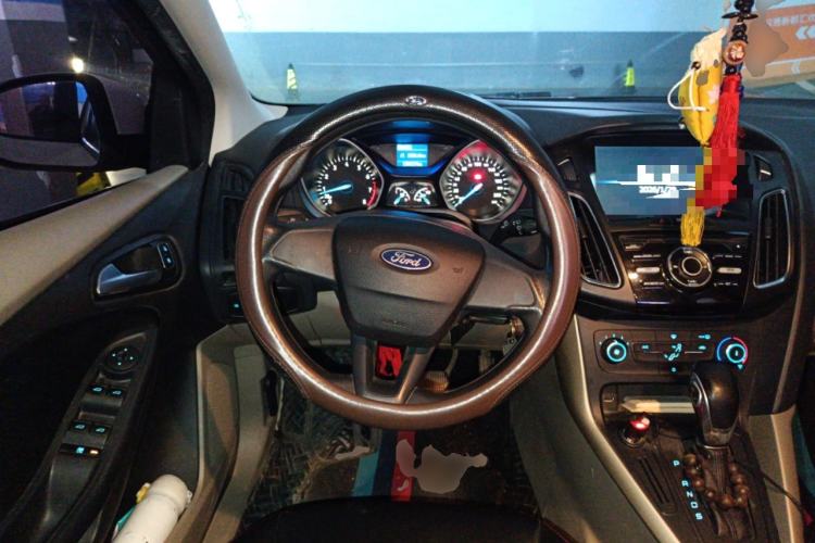 Used Ford Focus 2017 Sedan 1.6L Automatic Comfort Plus SmartDrive Edition
