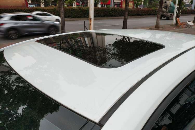 Used Toyota Levin 2023 Smart Electric Hybrid Dual-Engine 1.8L Luxury Edition
