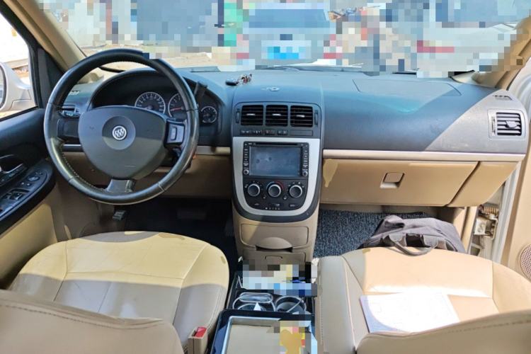 Used Buick GL8 2013 2.4L Executive Edition Center Console