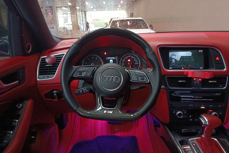 Used Audi Q5 2017 40 TFSI Comfort Model Steering Wheel