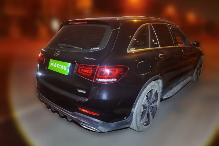 Used Mercedes-Benz GLC 2020 GLC 300 L 4MATIC Luxury Model Rear Right 45 Deg