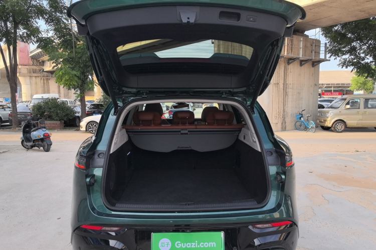 Used VOYAH FREE 2024 Ultra-Long Range Intelligent Driving Version Trunk