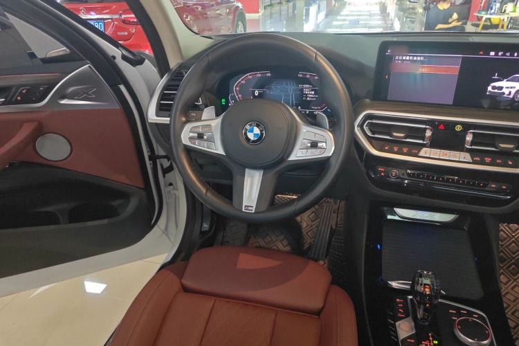 Used BMW X3 2023 Restyled xDrive30i Leading Edition M Night Sky Package Steering Wheel