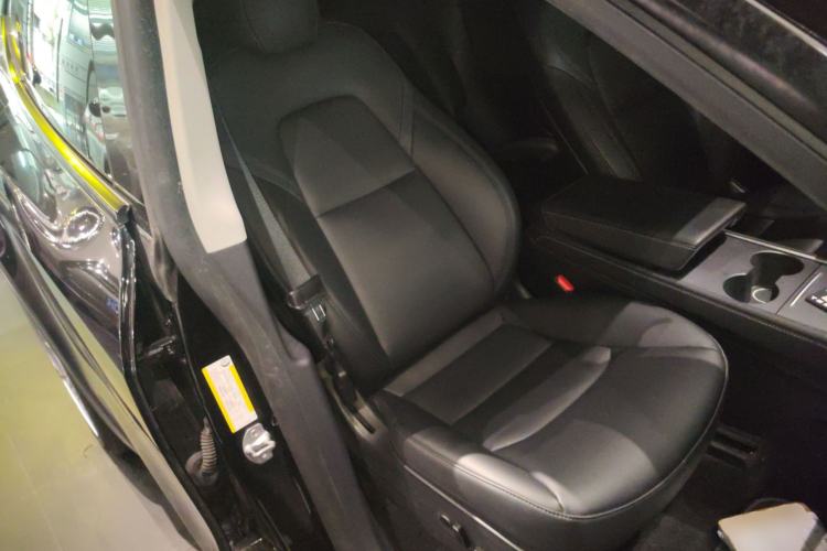 Used Tesla Model Y 2021 Long-Range All-Wheel-Drive Version